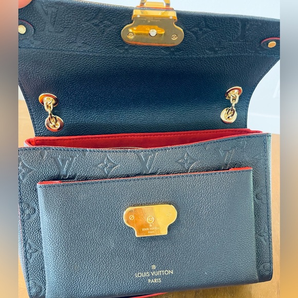100% authentic Louis Vuitton Vavin PM Monogram Empreinte Leather blue/red - Picture 14 of 16